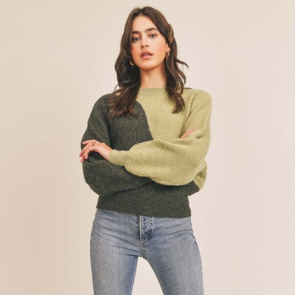 Lush Sweaters - Lush Color Block Sweater